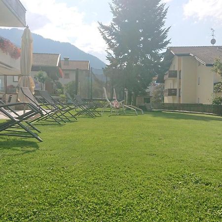 Pension Tirol San Valentino alla Muta Luaran gambar