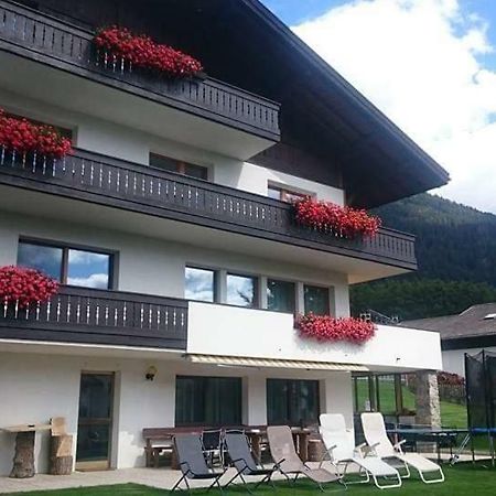 Pension Tirol San Valentino alla Muta Luaran gambar